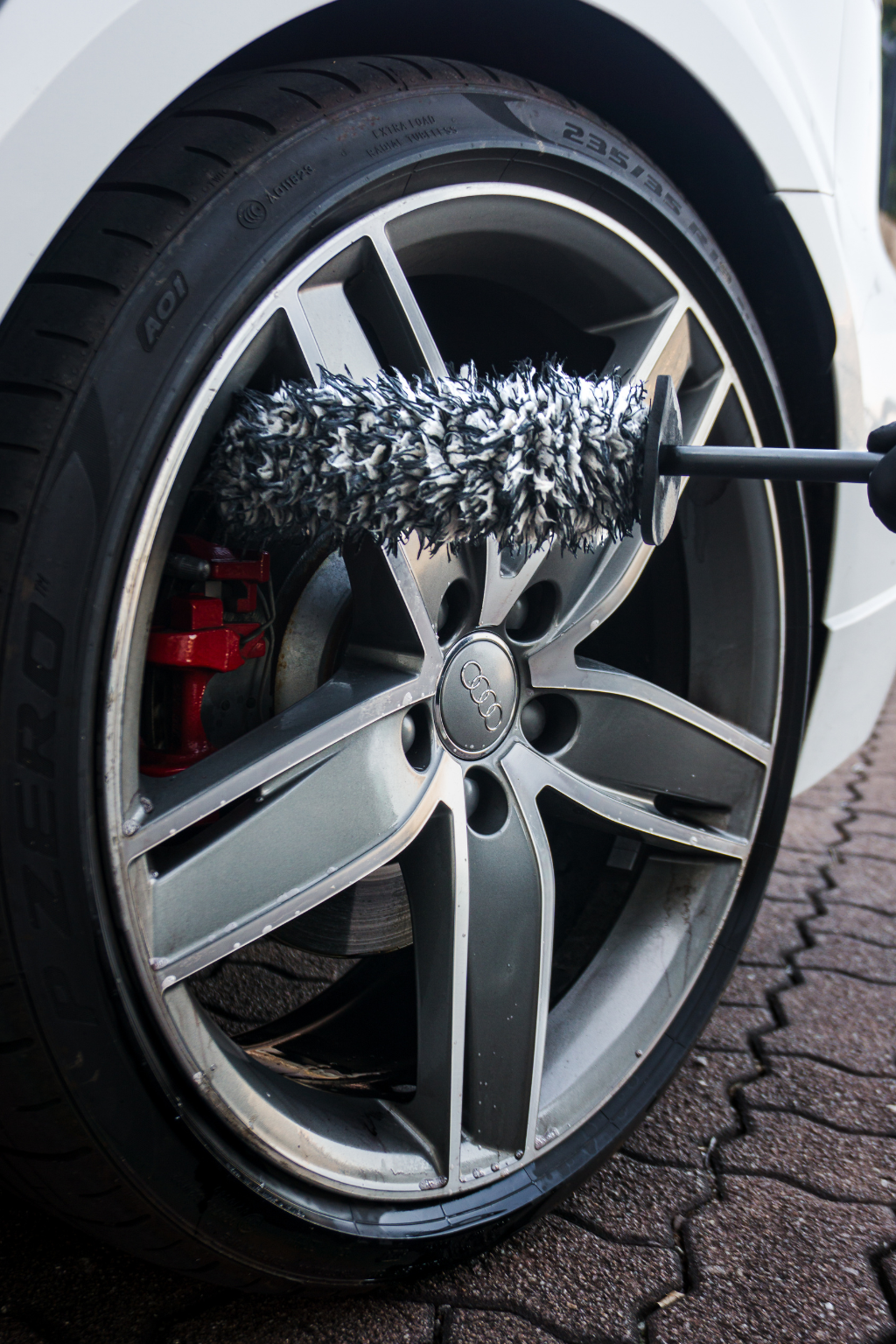 CSR - Wheel Brush